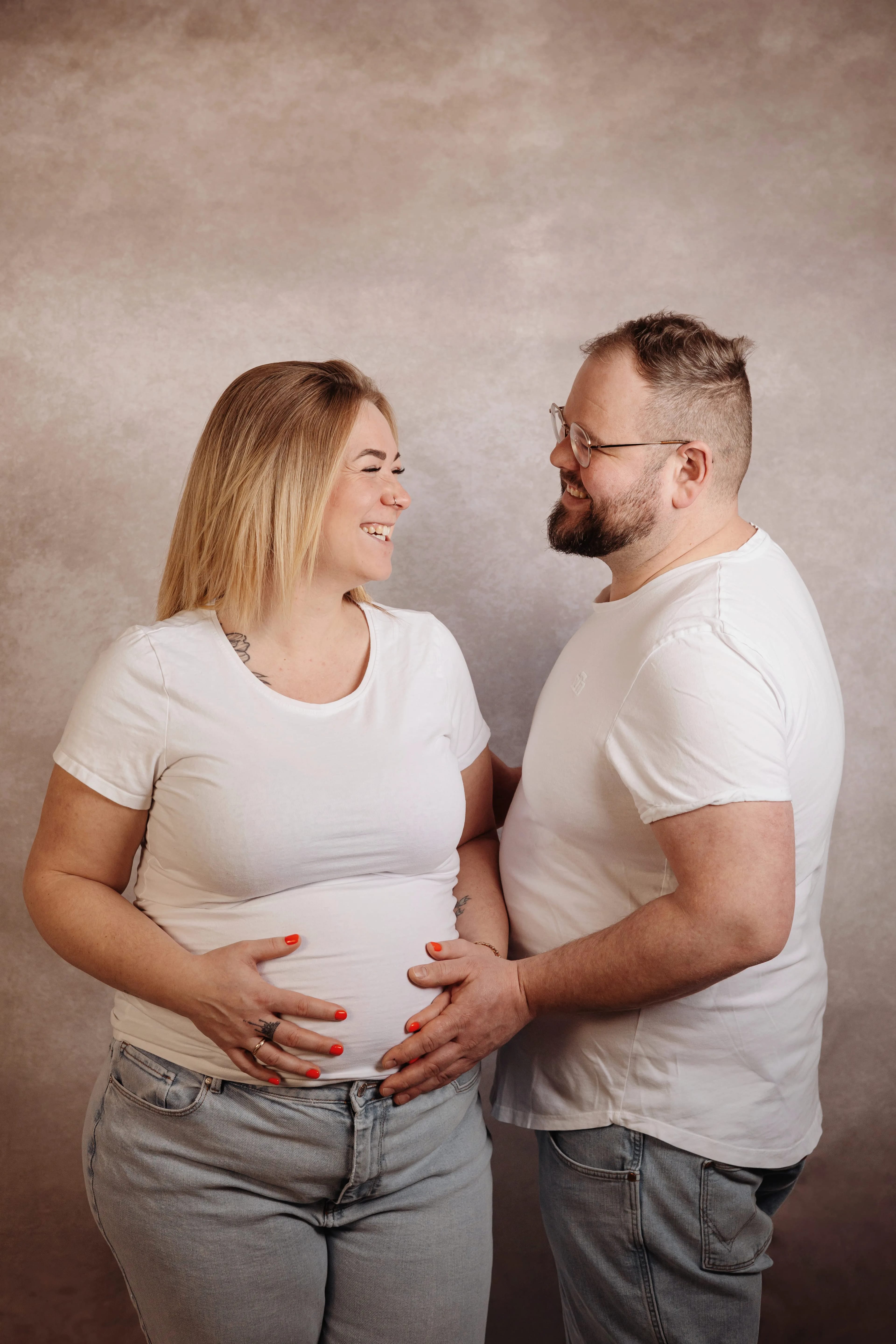 Schwangerschaft & Babybauch – Fotografie von Lenas Fotografierwelt in Bad Oeynhausen, Bild 2 von 29